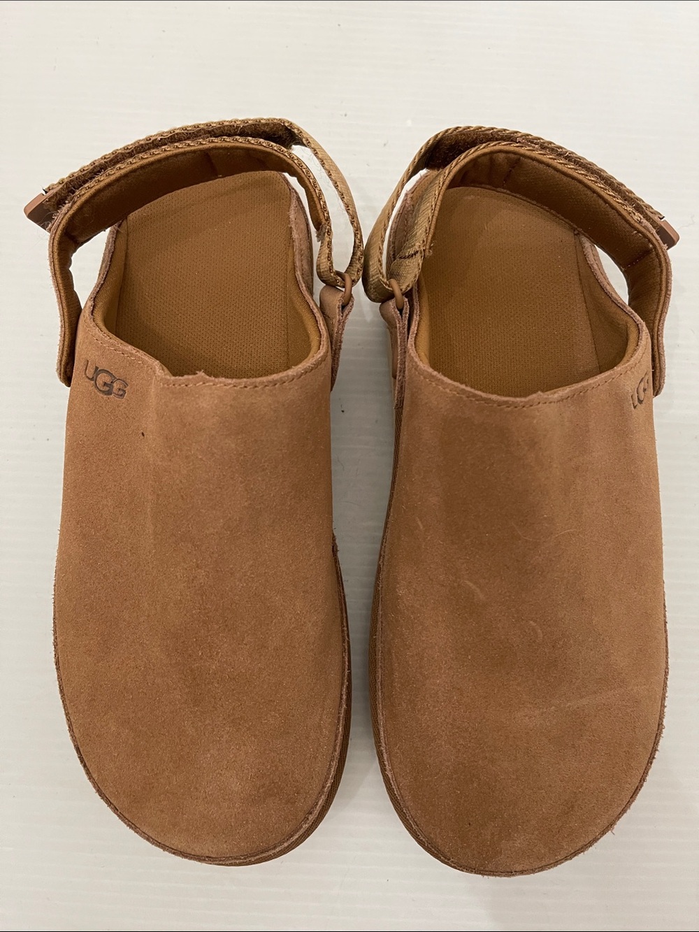 UGG GOLDENSTAR CLOG IN CHESTNUT & LIGHTWEIGHT SLIP ON WOMENS SIZE 9